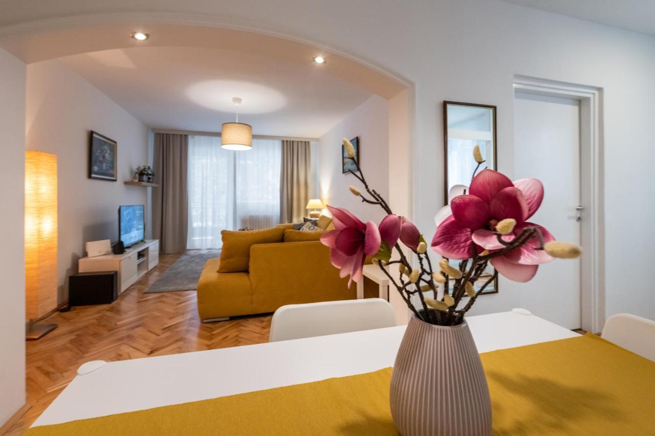 Ada City Break Belgrado Exterior foto