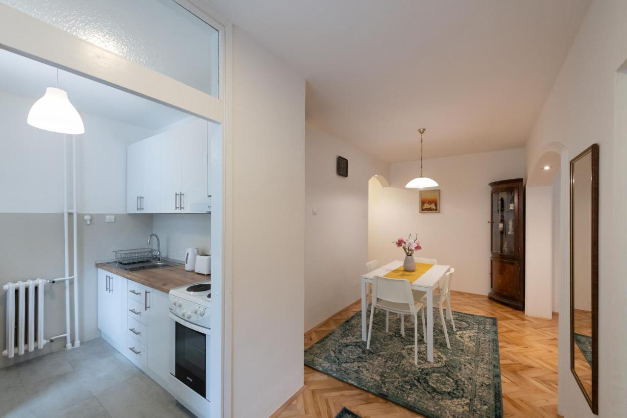 Ada City Break Belgrado Exterior foto