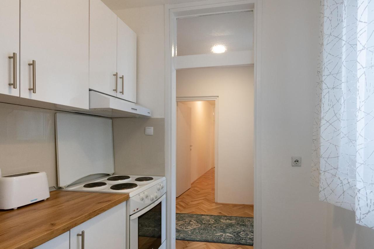 Ada City Break Belgrado Exterior foto
