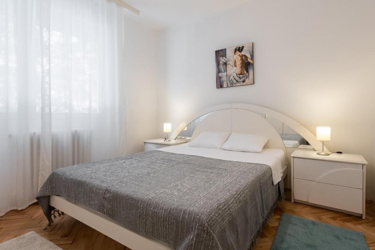 Ada City Break Belgrado Exterior foto